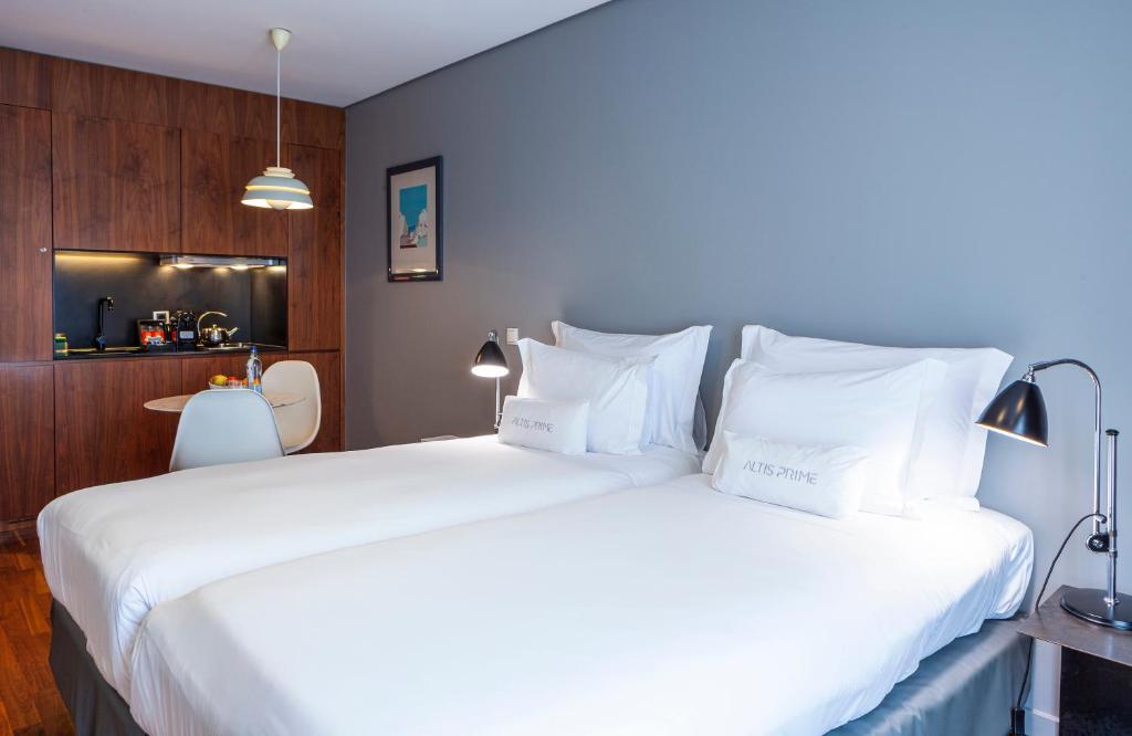 Altis Prime Hotel - 4