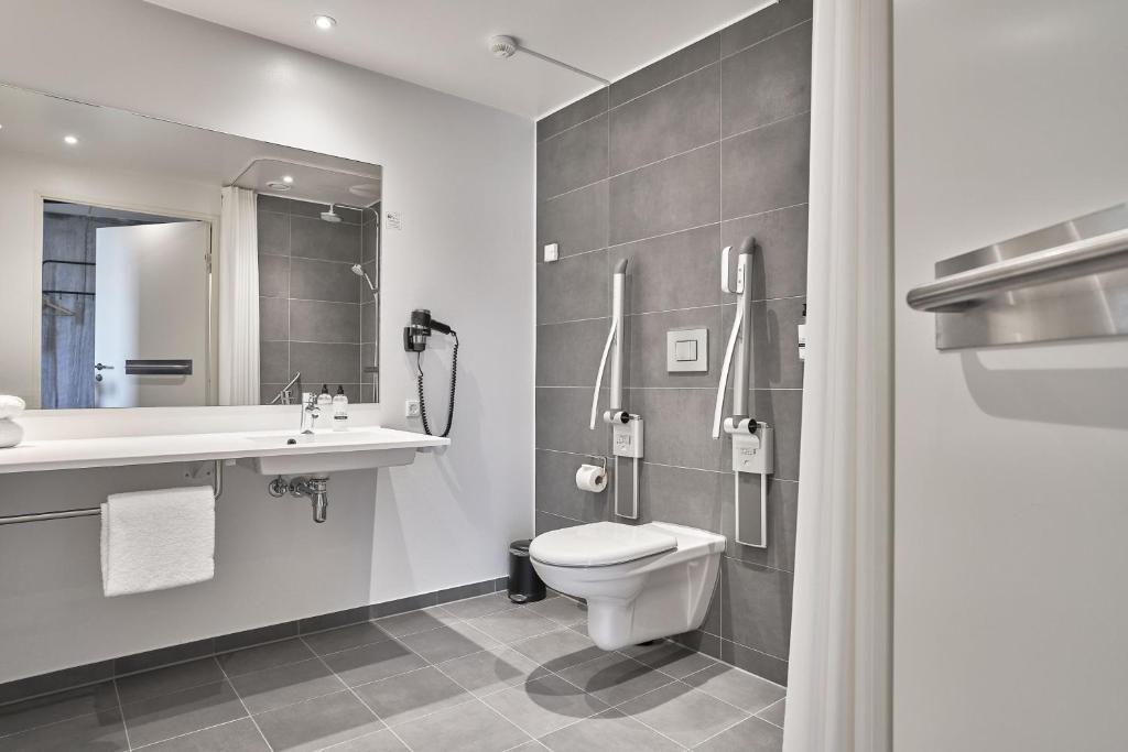 Koupelna v ubytování Four Points Flex by Sheraton Lyngby