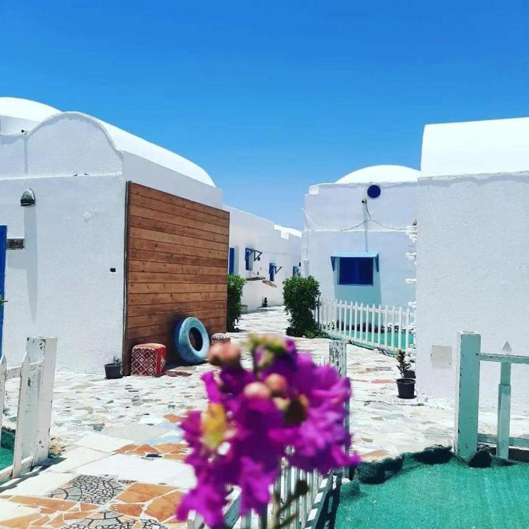 Bazén v ubytování paradise bay hotel nebo v jeho okolí