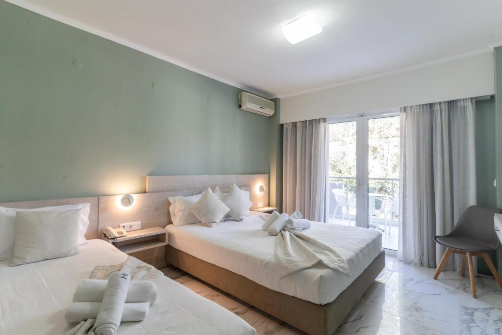 Siviris Golden Beach - Comfort Triple Room