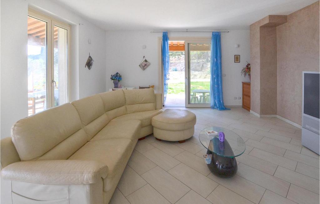 Posedenie v ubytovaní Pet Friendly Apartment