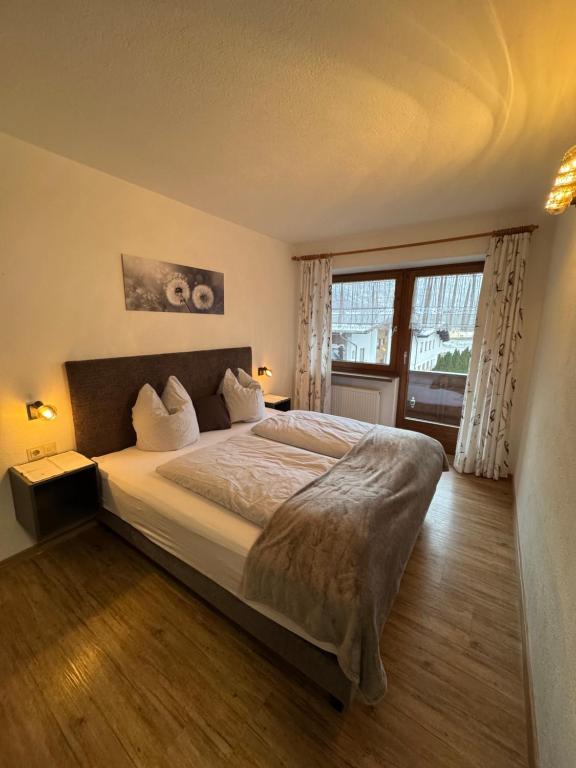 Gästehaus Garber - Wohnung Mit Balkon (4 Erwachsene)