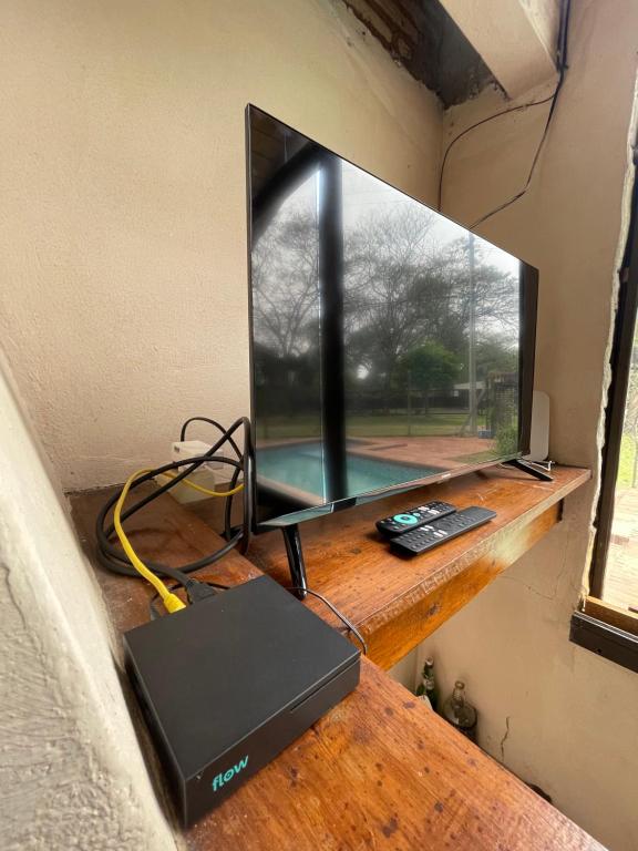 TV a/nebo společenská místnost v ubytování Casa Samberna