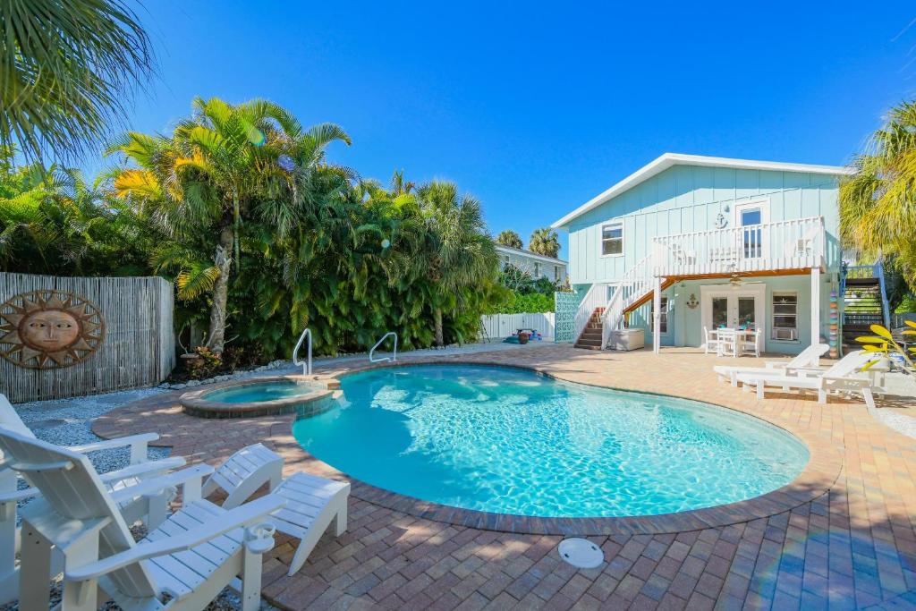 Hồ bơi trong/gần AMI Breeze