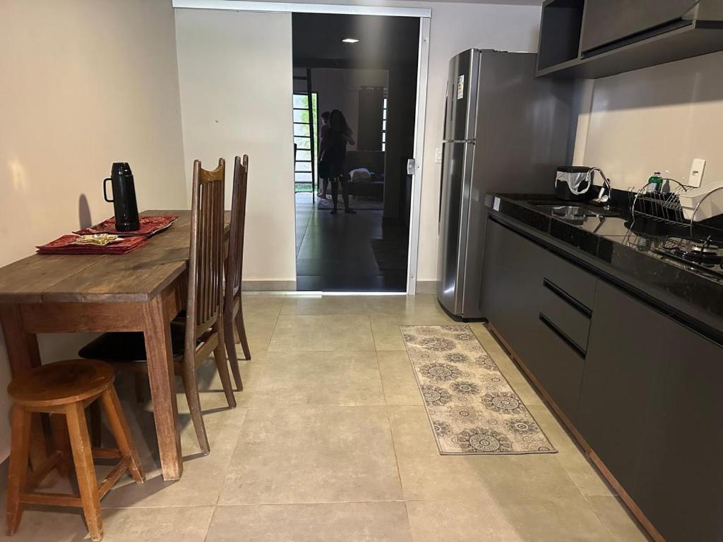 Kuchyň nebo kuchyňský kout v ubytování Loft Rio da Mata