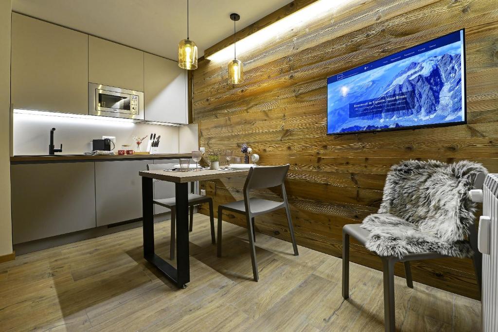 Kuchyň nebo kuchyňský kout v ubytování Petit Grandze, caldo rifugio