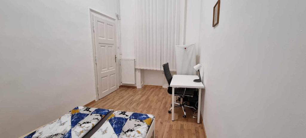 Postel nebo postele na pokoji v ubytování A & E Apartment Budapest