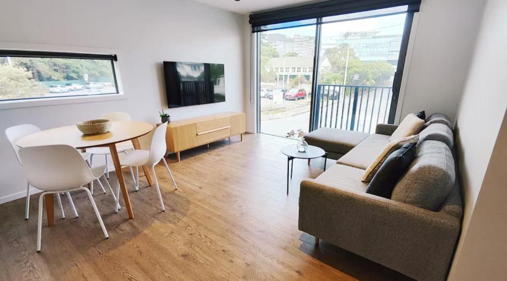 unit 6 Hospital Road Wellington - Resim 5