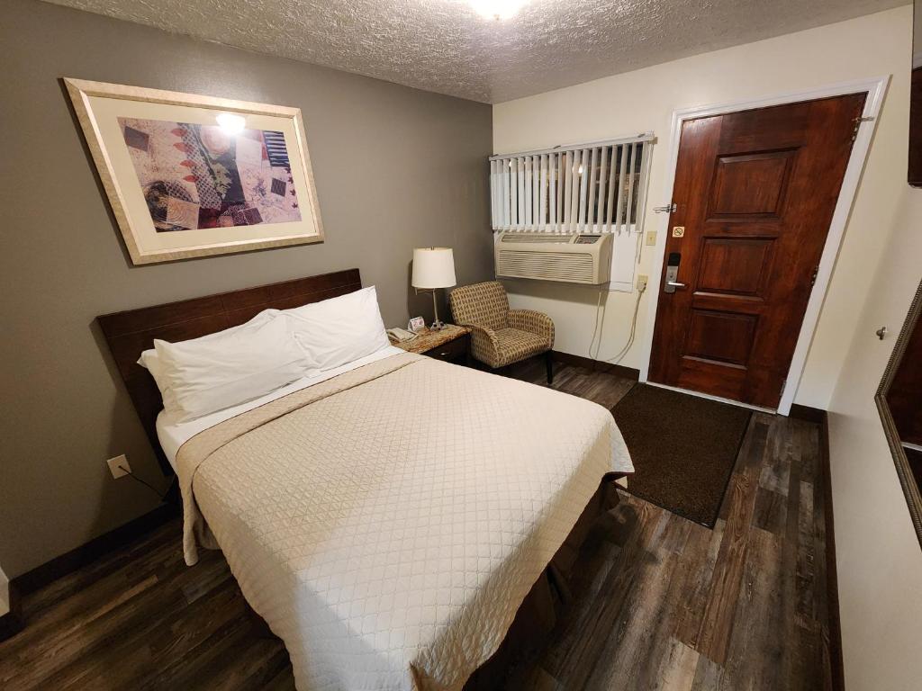 Jefferson Hills Motel photo