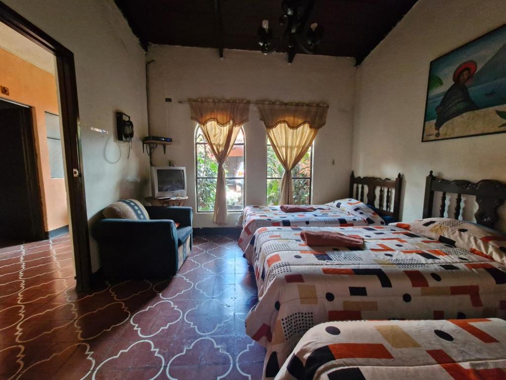 Hospedaje El Viajero Antigua llI - Economy Dreibettzimmer Mit Gemeinschaftsbad