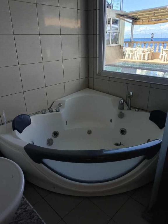 Koupelna v ubytování Ocean Breeze Resort