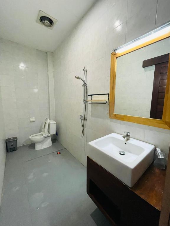 Double D Guesthouse and Villa - Standard Double Room