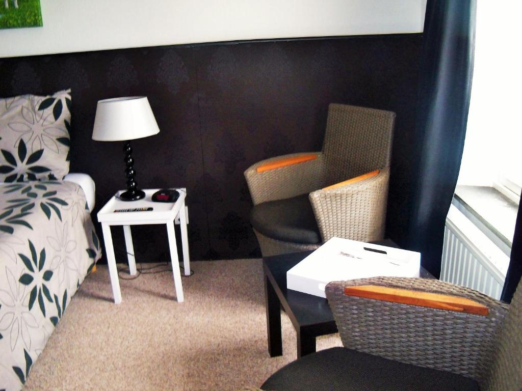 Hoeve Heidonk - Deluxe Double Room (2 Adults + 1 Child)
