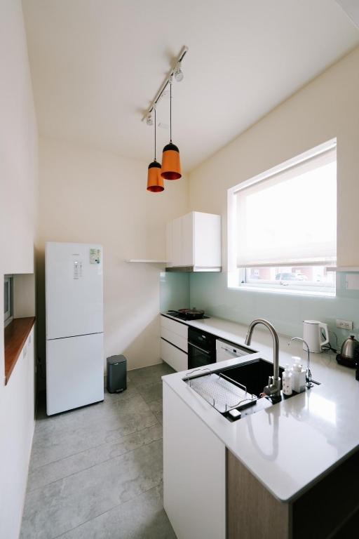 A cozinha ou kitchenette de Danny's Home