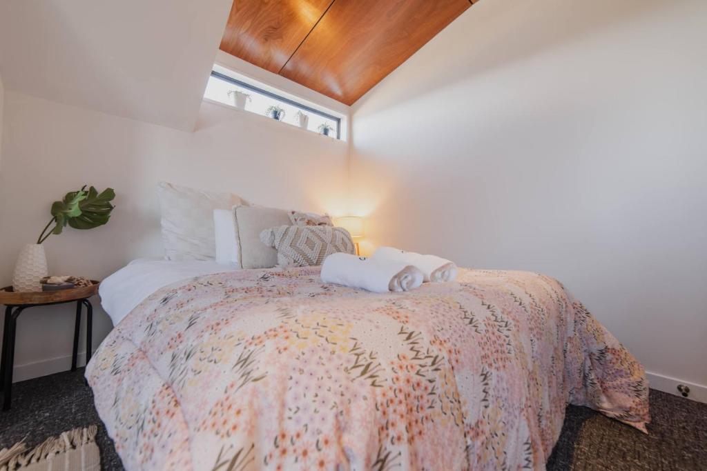 The Ultimate Cecil Wood Stay - Hot Tub BBQ & Views - Resim 5