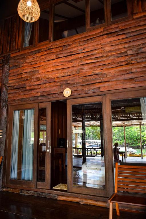 Fotografie z fotogalerie ubytování The Mangrove Hideaway Kohchang v destinaci Ko Chang