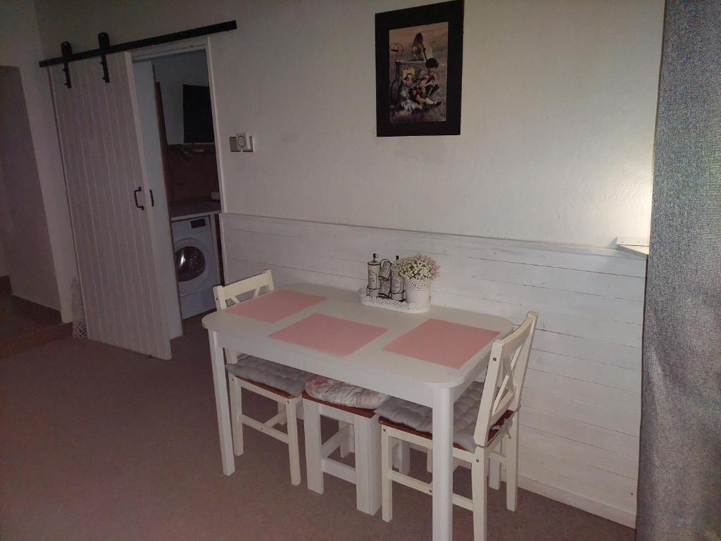 Fotografie z fotogalerie ubytování Apartmán Aromasalon v destinaci Třebíč