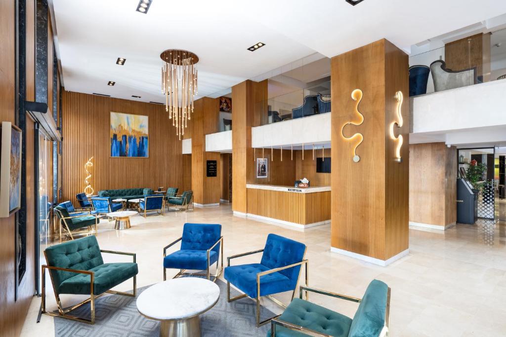 Posezení v ubytování Rihab Hotel