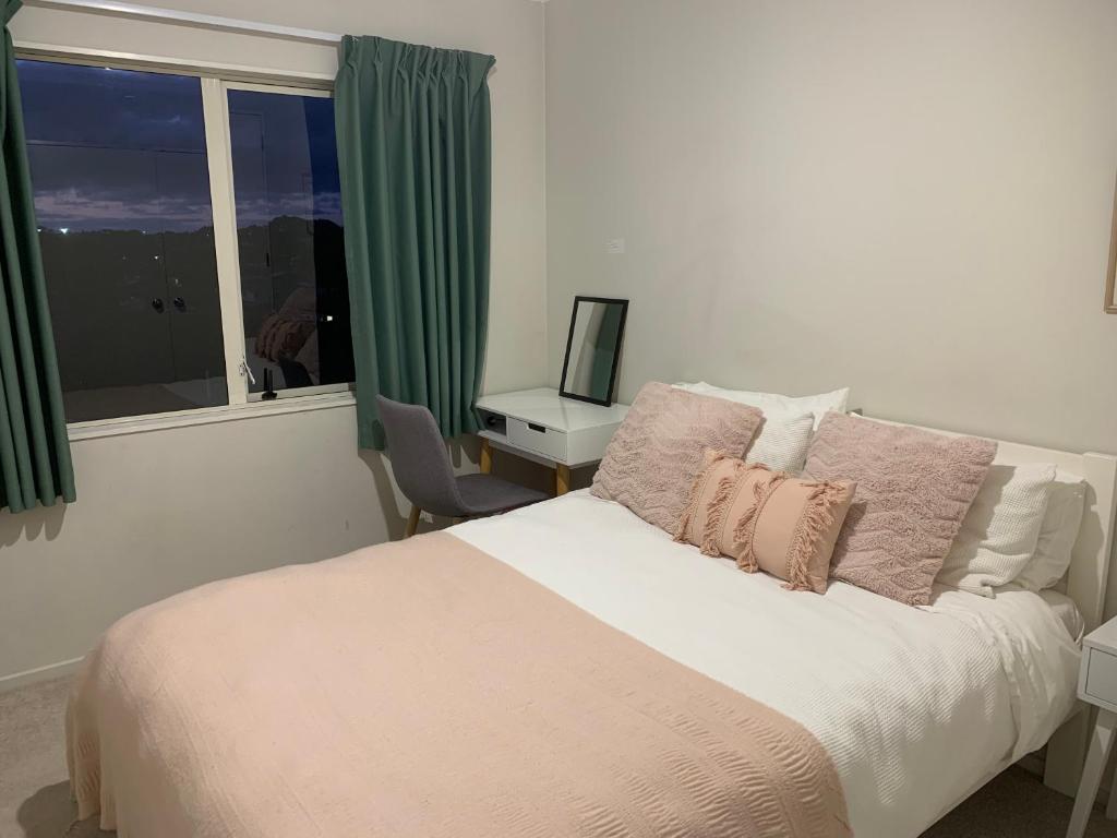 Postel nebo postele na pokoji v ubytování Warm double Room