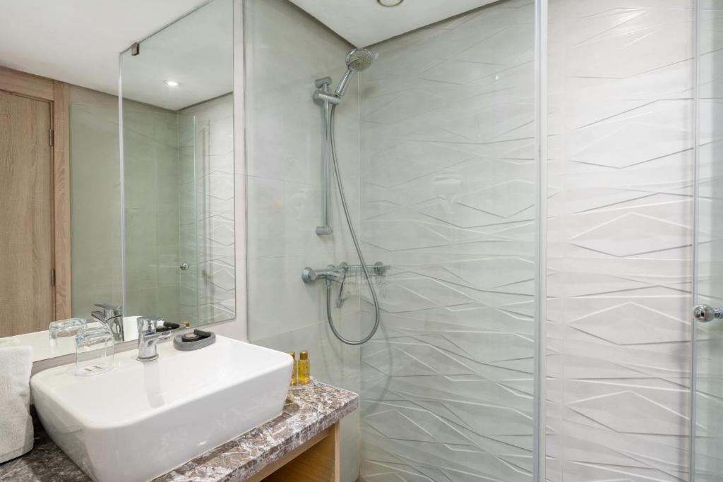 Koupelna v ubytování Rihab Hotel