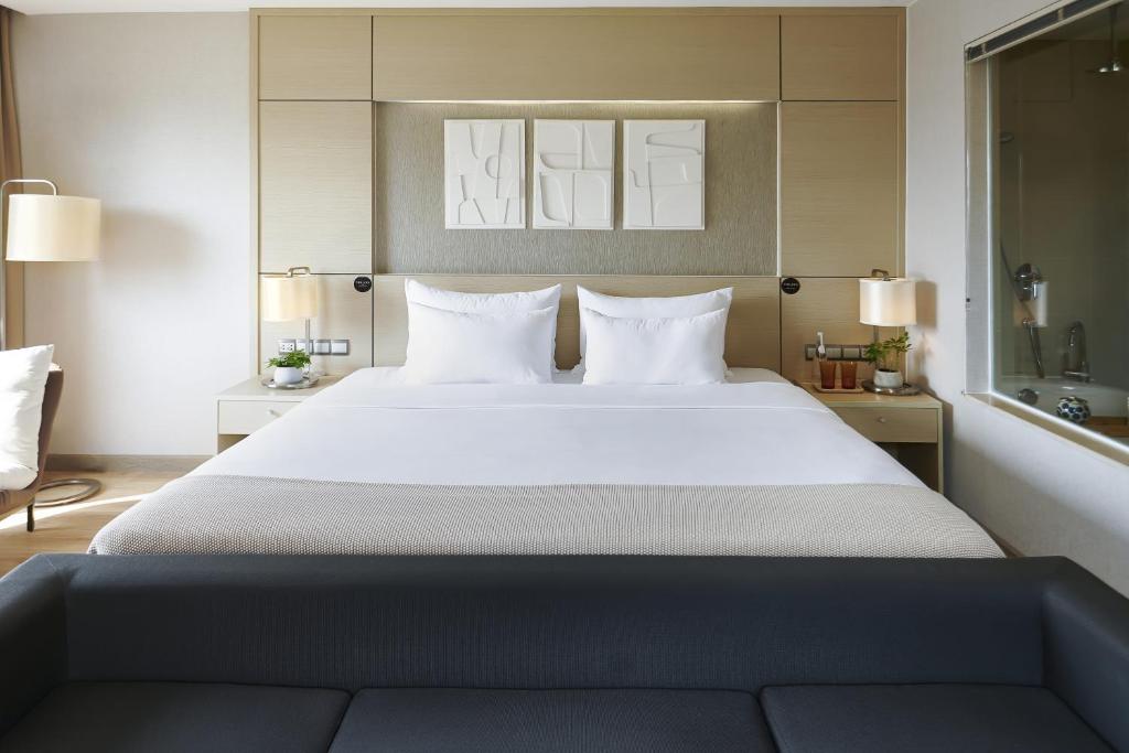Suite Nhìn Ra Vườn