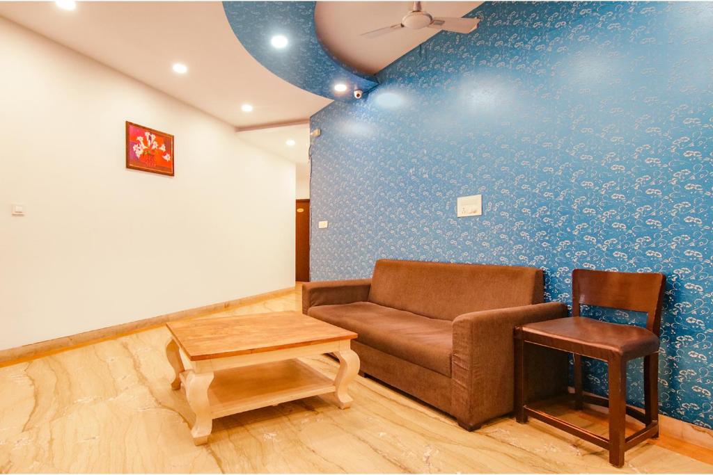 Posezení v ubytování Hotel Leaf 9, Cyber City near Ambience Mall