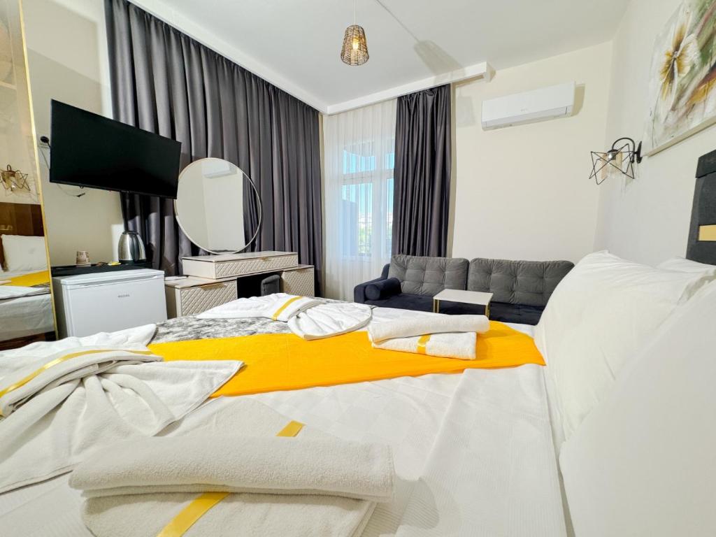 Side Alya Hotel - Triple Room