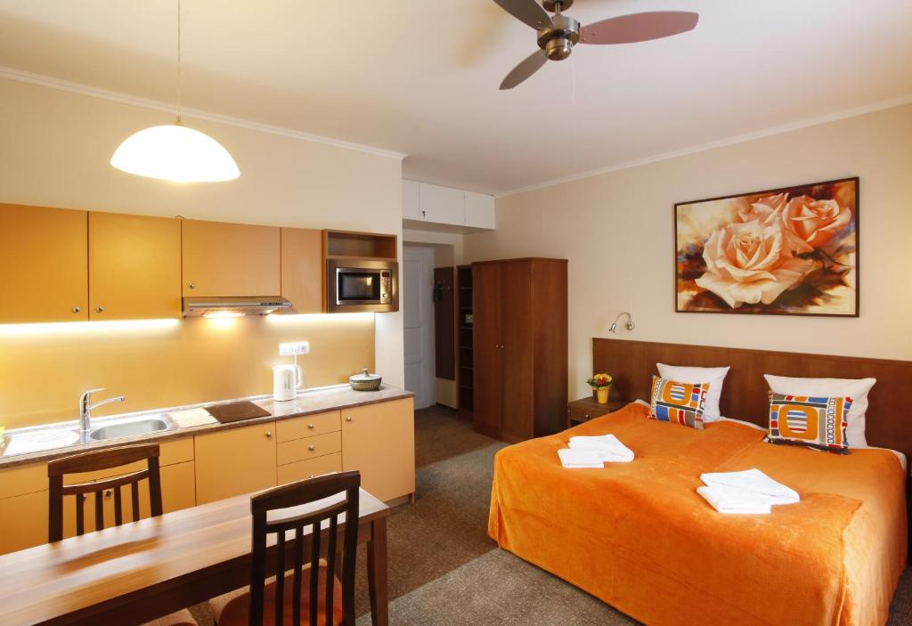 
Superior Studio (2 Adults)
