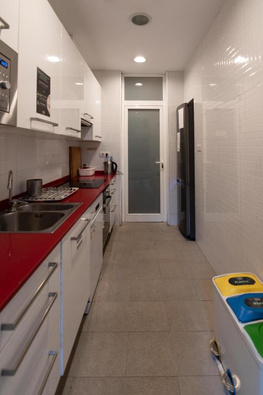 A cozinha ou cozinha compacta de The Central House Barcelona Gracia