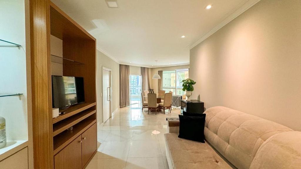 TV a/nebo společenská místnost v ubytování Allure Meia Praia