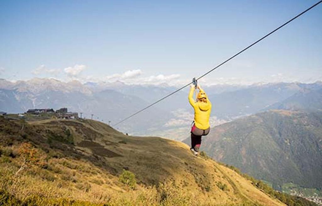 Court House Sonvico - Resim 23