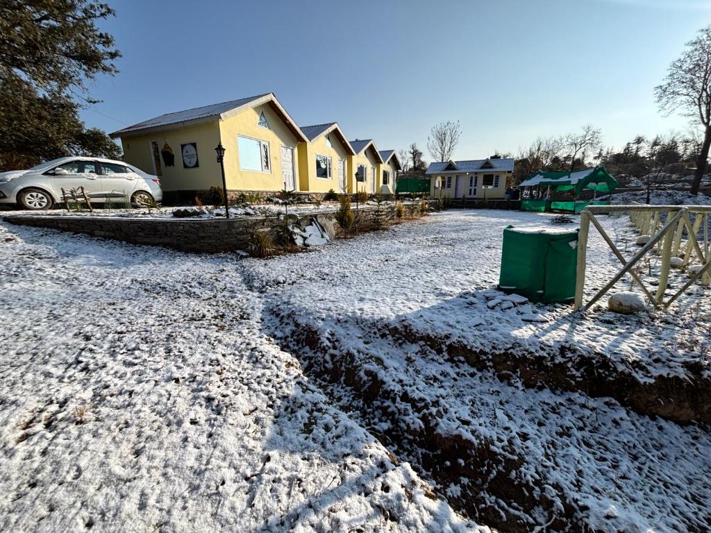 THE HIDEAWAY Homestay Chail v zimě