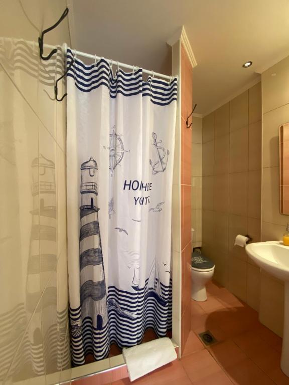 Koupelna v ubytování Sisifou Hostel