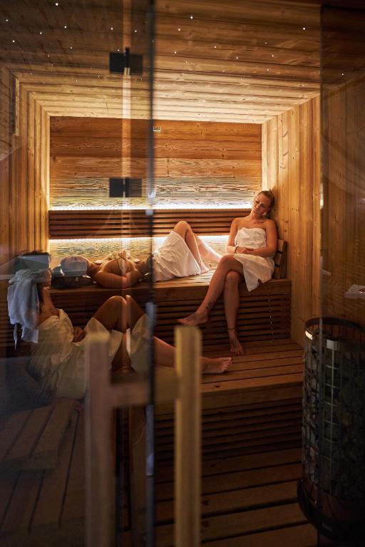 OREA Place Seno - Resim 14