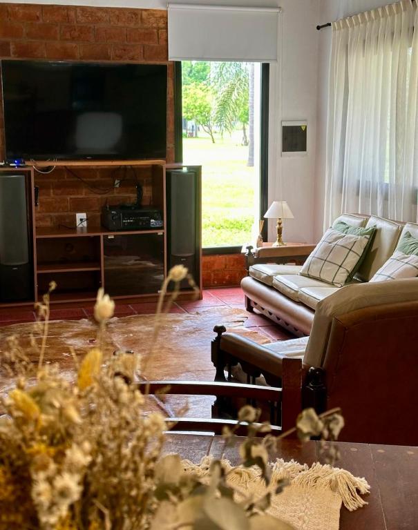 Chalet zona Norte con salida al lago "La Casona"