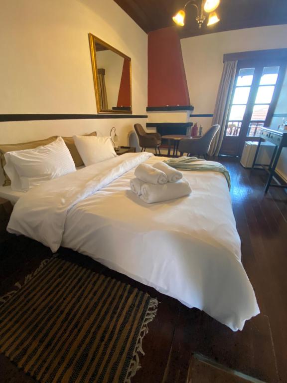 Pliades Traditional Guesthouse - Chambre Double Avec Balcon