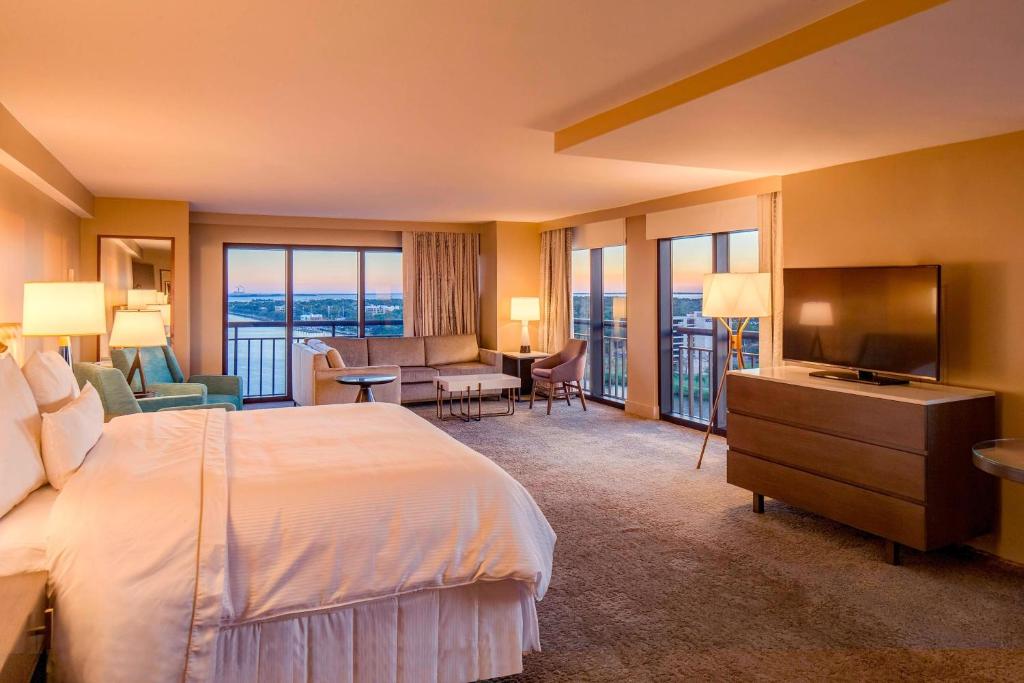 The Westin Tampa Waterside - 