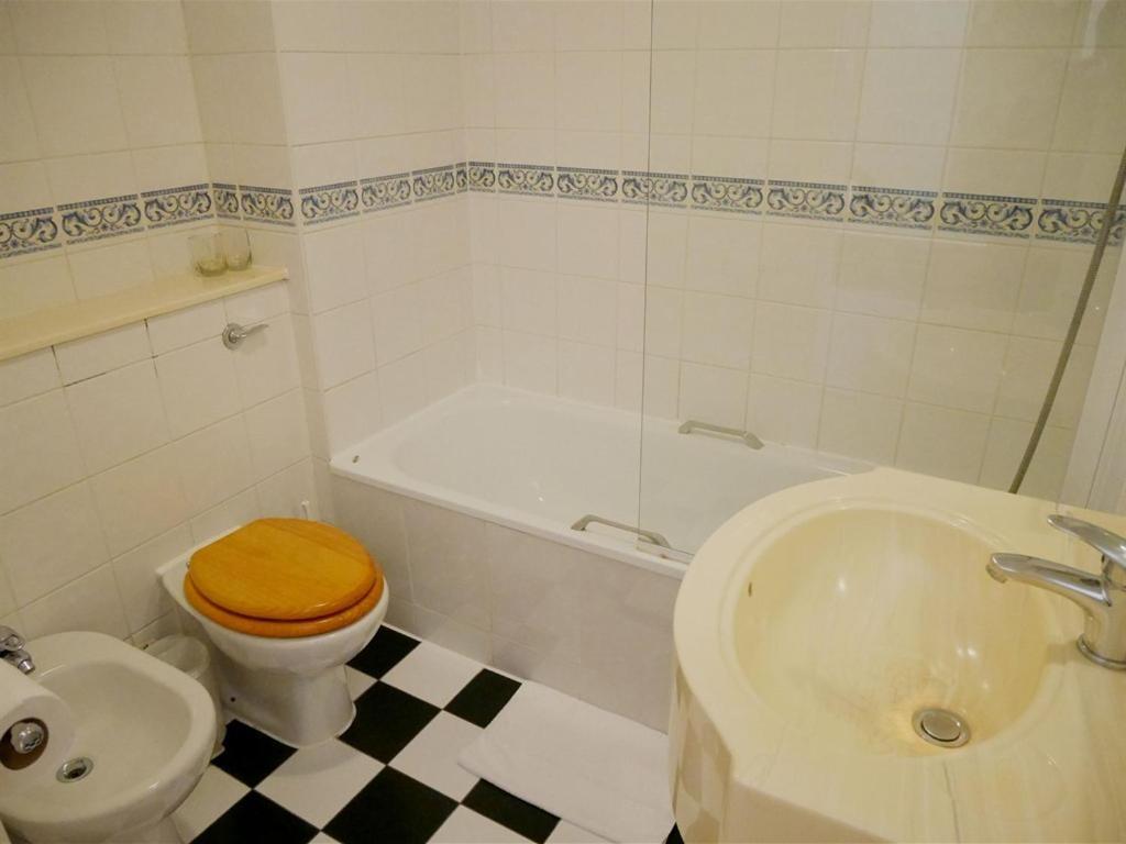 The Gresham Hotel - Resim 10