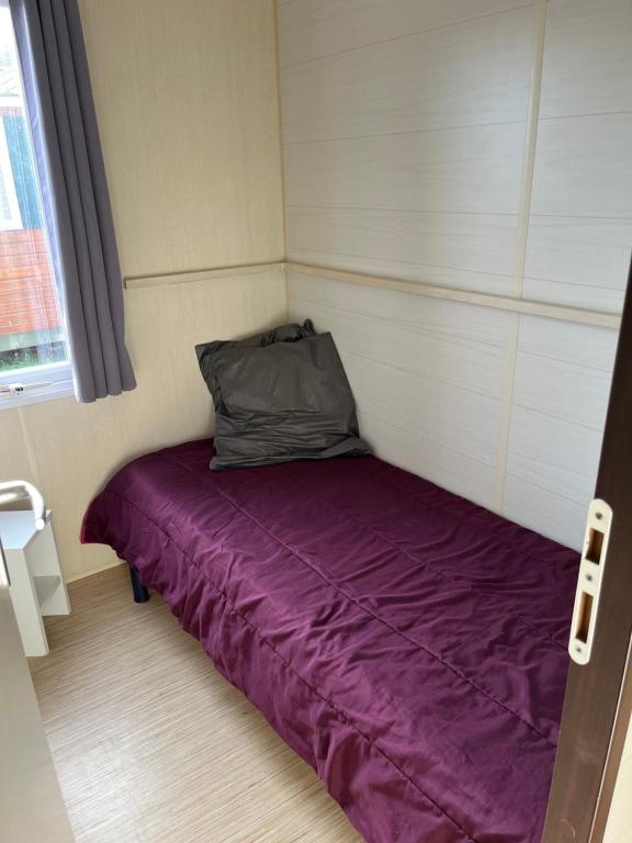 Postel nebo postele na pokoji v ubytování Mobile home