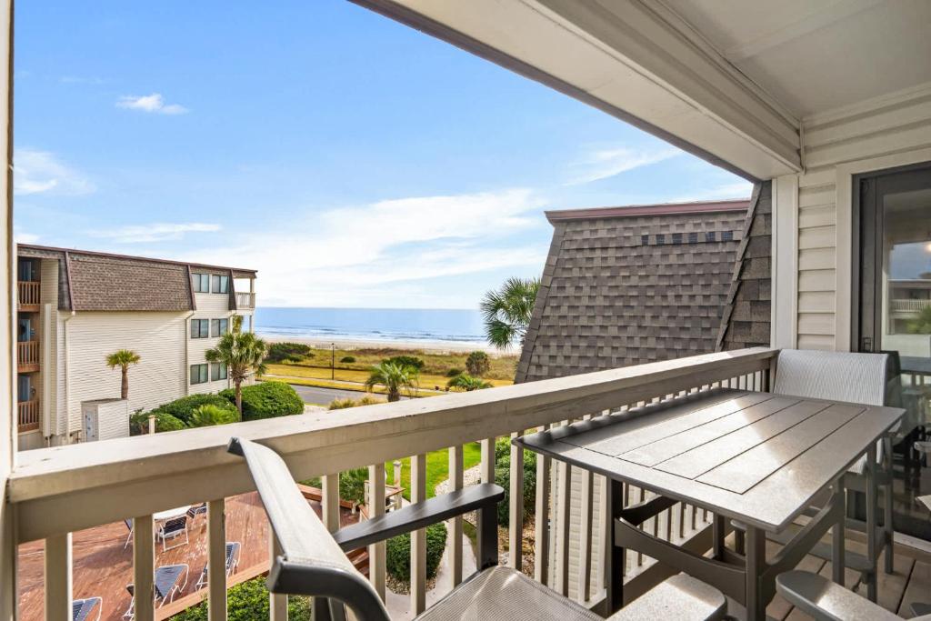 Balkoni atau teres di Ocean Forest Villas A307 - Oceanview