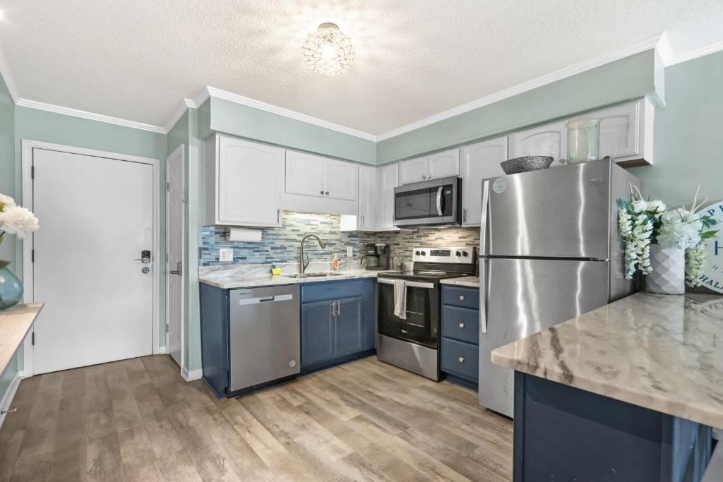 Dapur atau dapur kecil di Ocean Forest Villas A307 - Oceanview