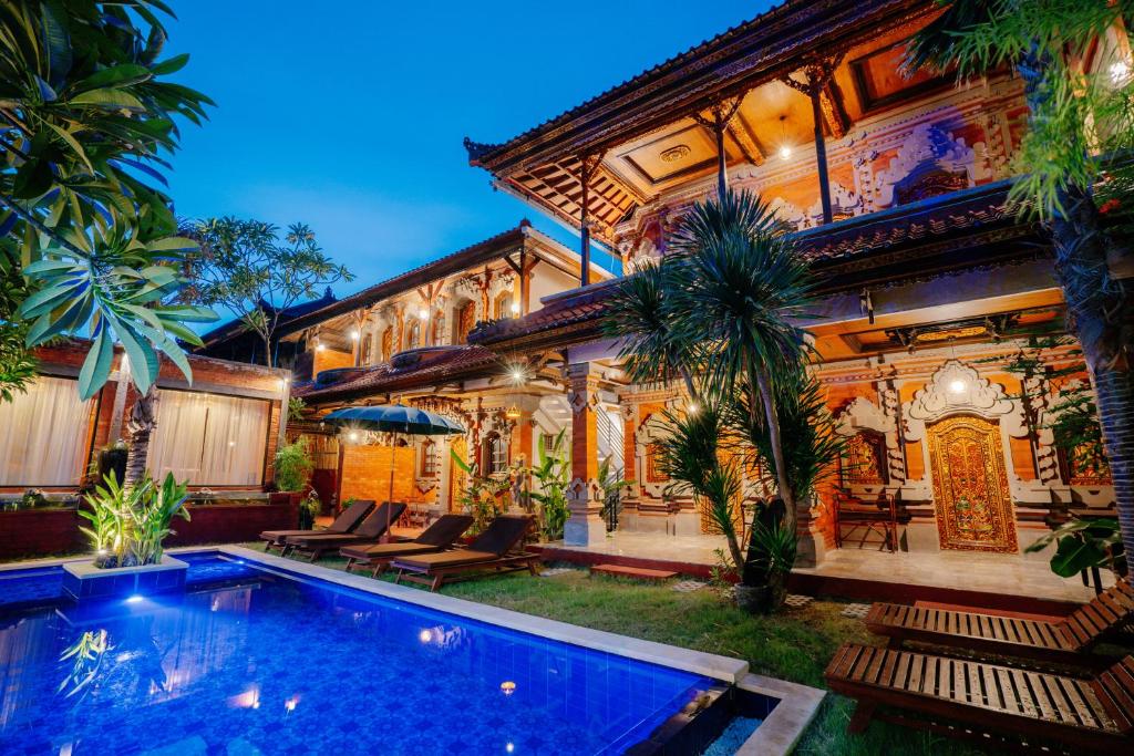 Bazén v ubytování The Saharah Mirage Bali nebo v jeho okolí