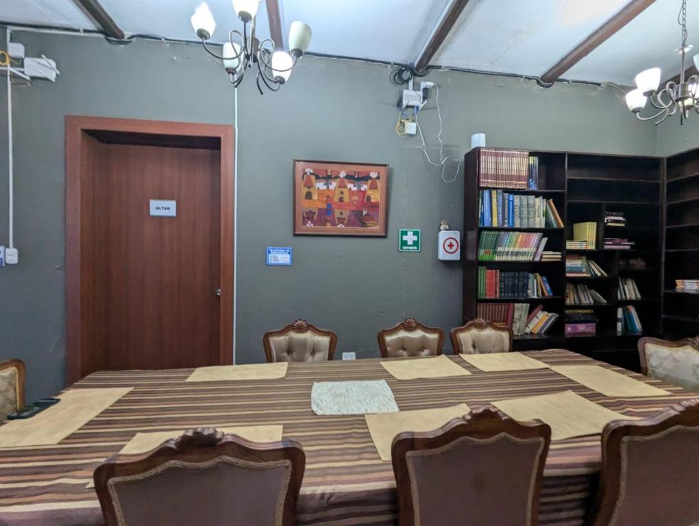 Knihovna v penzionu – hostince