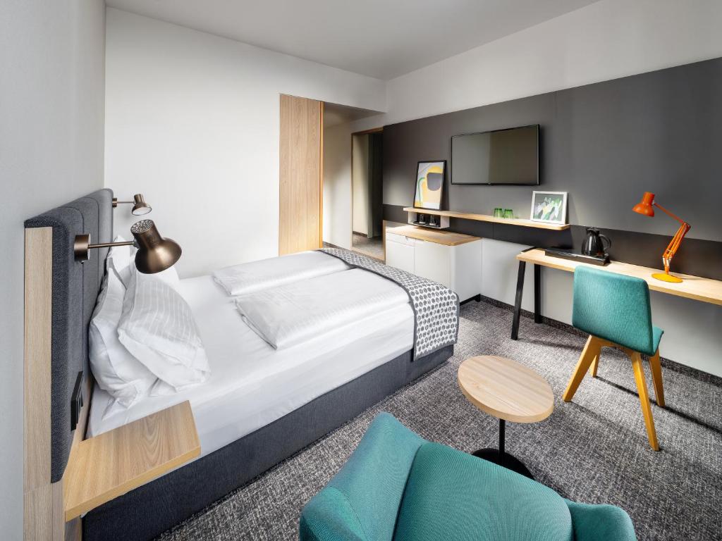 
Executive Queen Room
