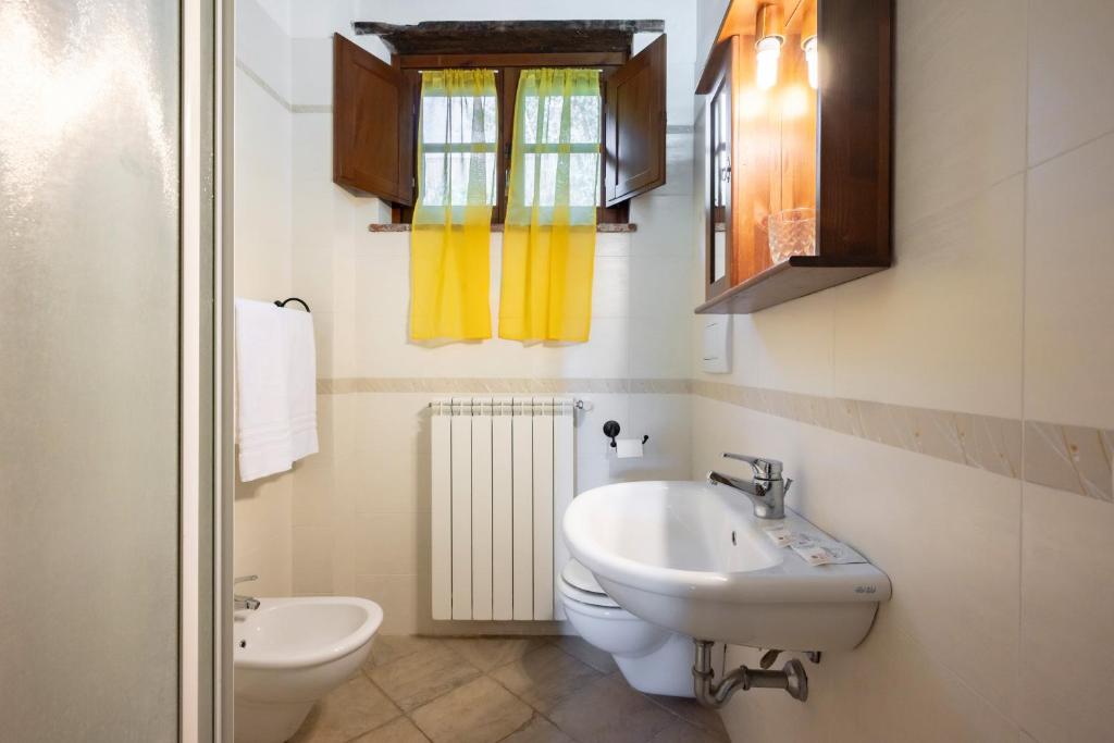 Koupelna v ubytování Relais Il Ciliegio