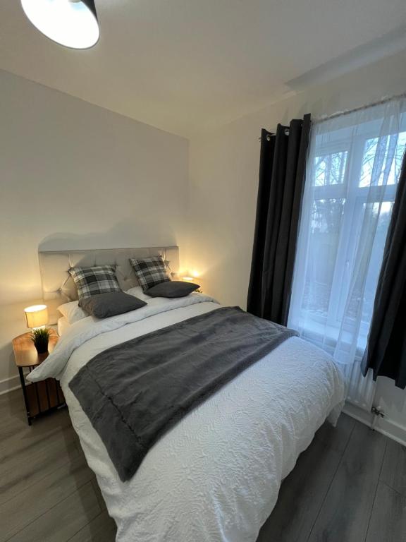 Ένα ή περισσότερα κρεβάτια σε δωμάτιο στο Pejay Crystal home