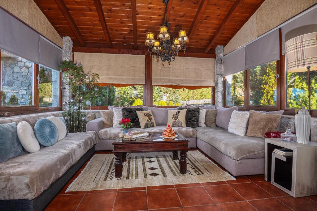 Posedenie v ubytovaní Livadi cozy villa