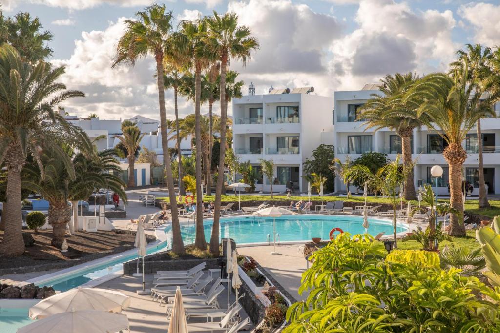 a view of the hotel from the pool at Oasis Lanz Beach Mate in Costa Teguise