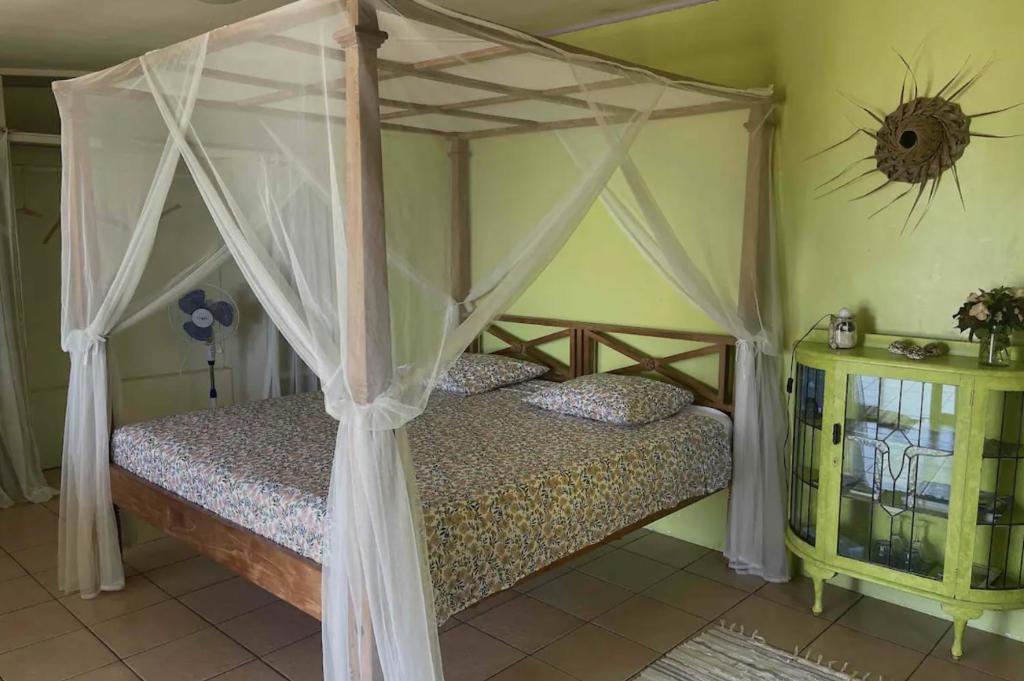 Te fare iti - Bungalow bord de mer - photo 2 - Moorea, Polynésie