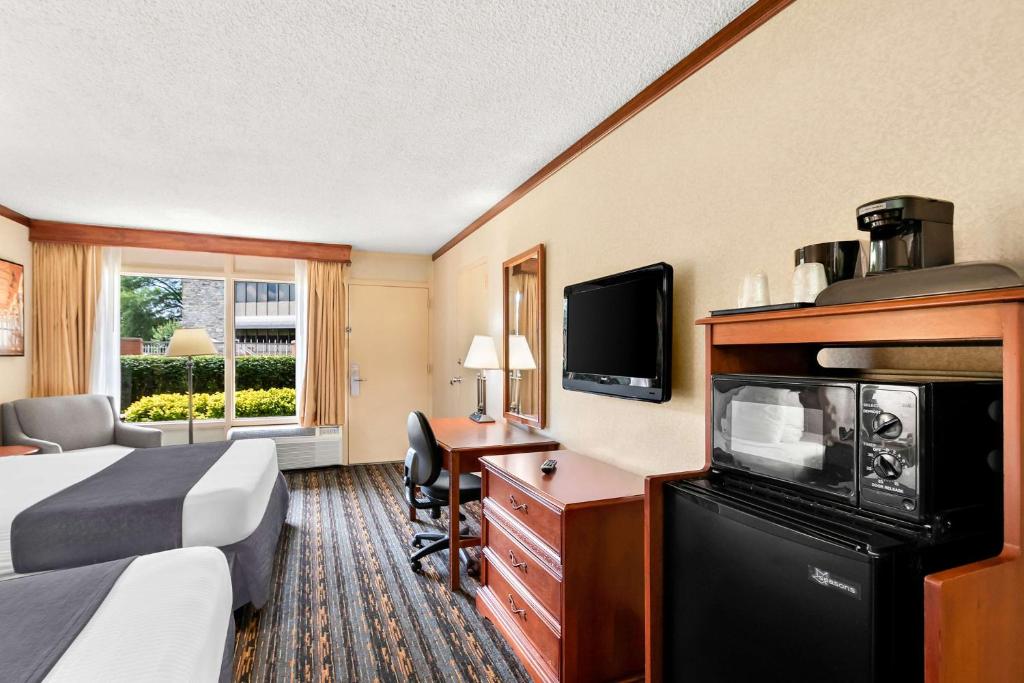 Best Western Fairfax City photo